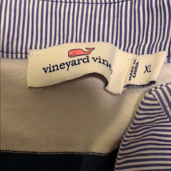 Vineyard Vines Top - Picture 2 of 2